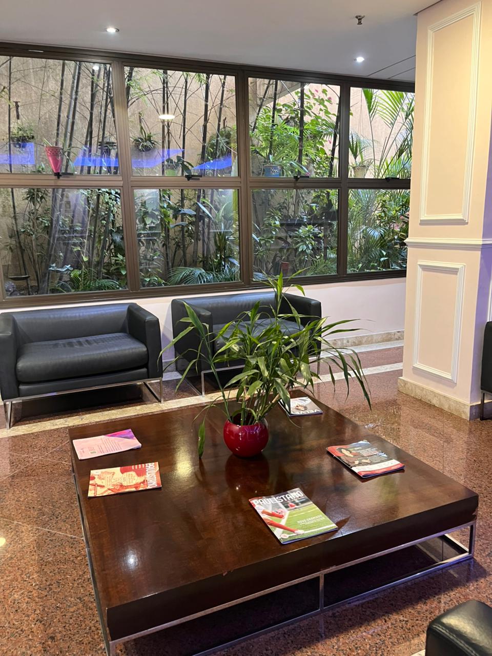 Recepção e ambiente de espera - Consultório Higienópolis